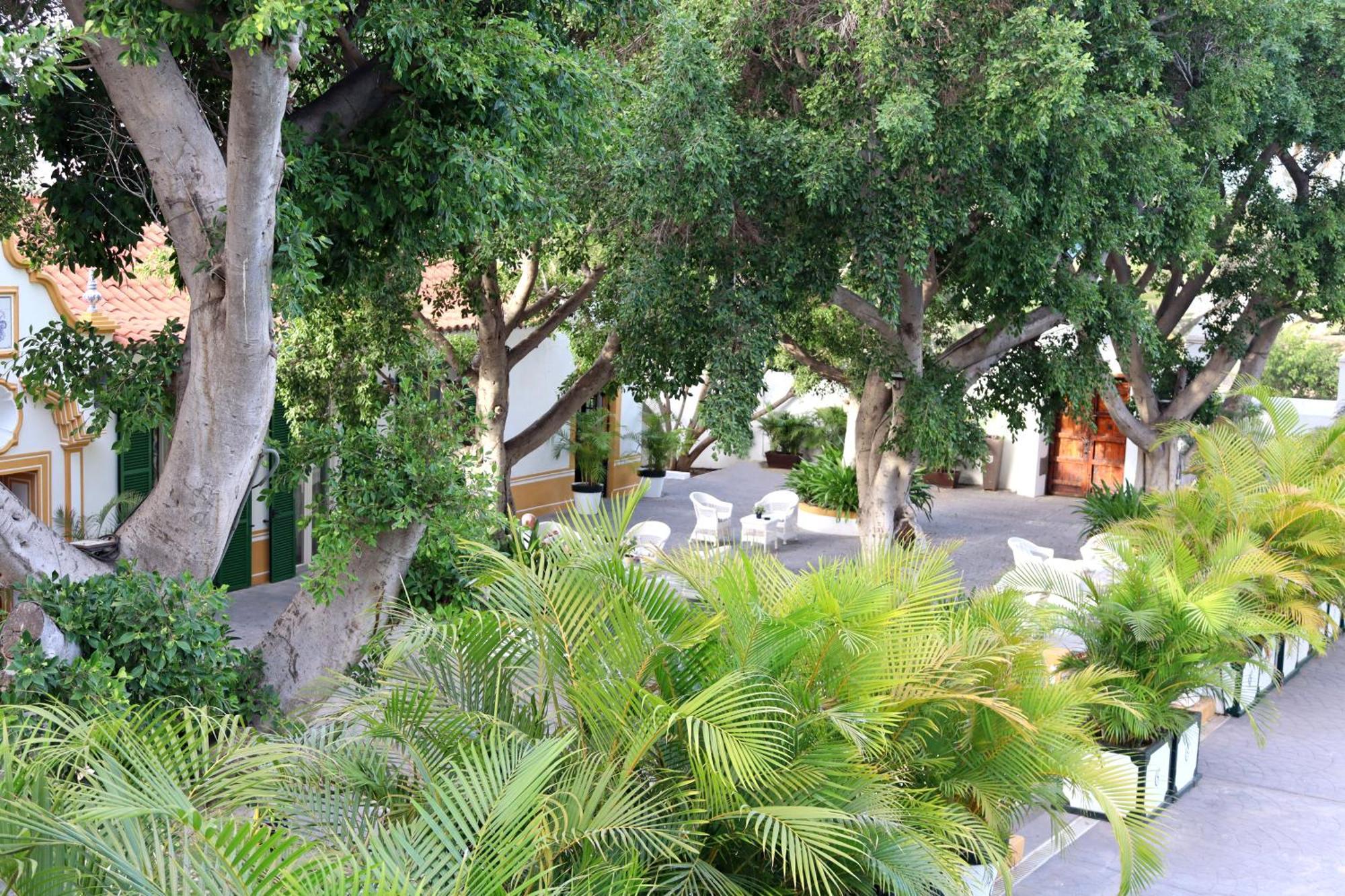 Cortijo San Ignacio Hotell El Cortijo  Exteriör bild