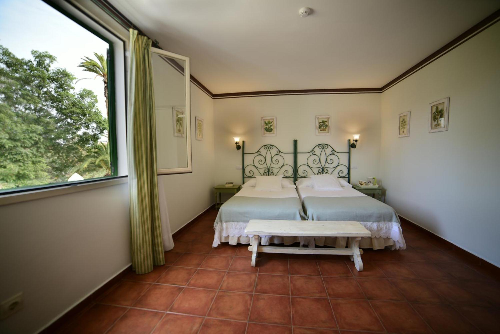 Cortijo San Ignacio Hotell El Cortijo  Exteriör bild
