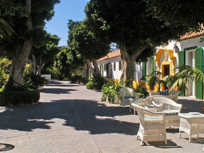 Cortijo San Ignacio Hotell El Cortijo  Exteriör bild